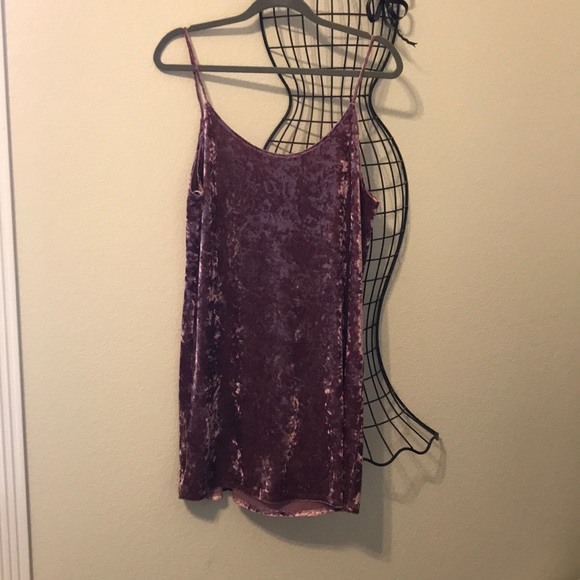 Pink velvet dress - Picture 4 of 4